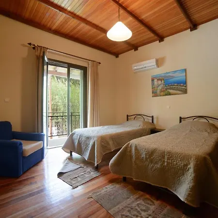 Fotini's Place Apartment *